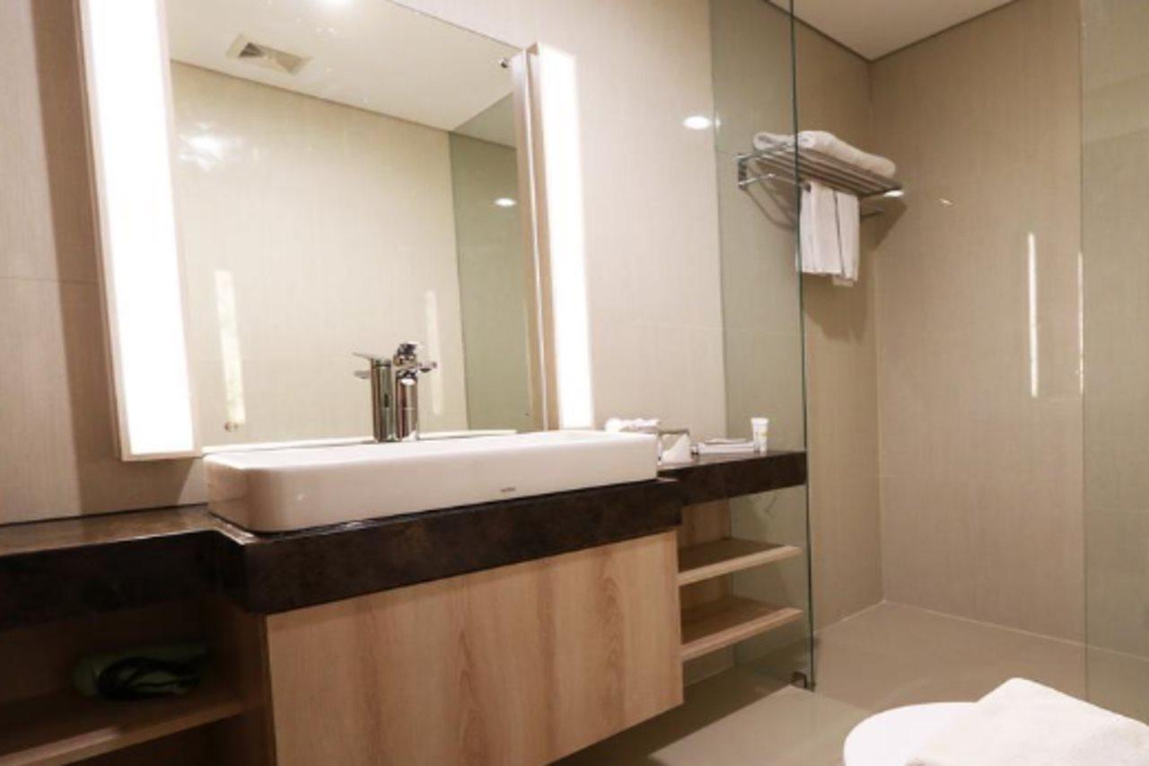 Patra Semarang Hotel & Convention Ngoại thất bức ảnh