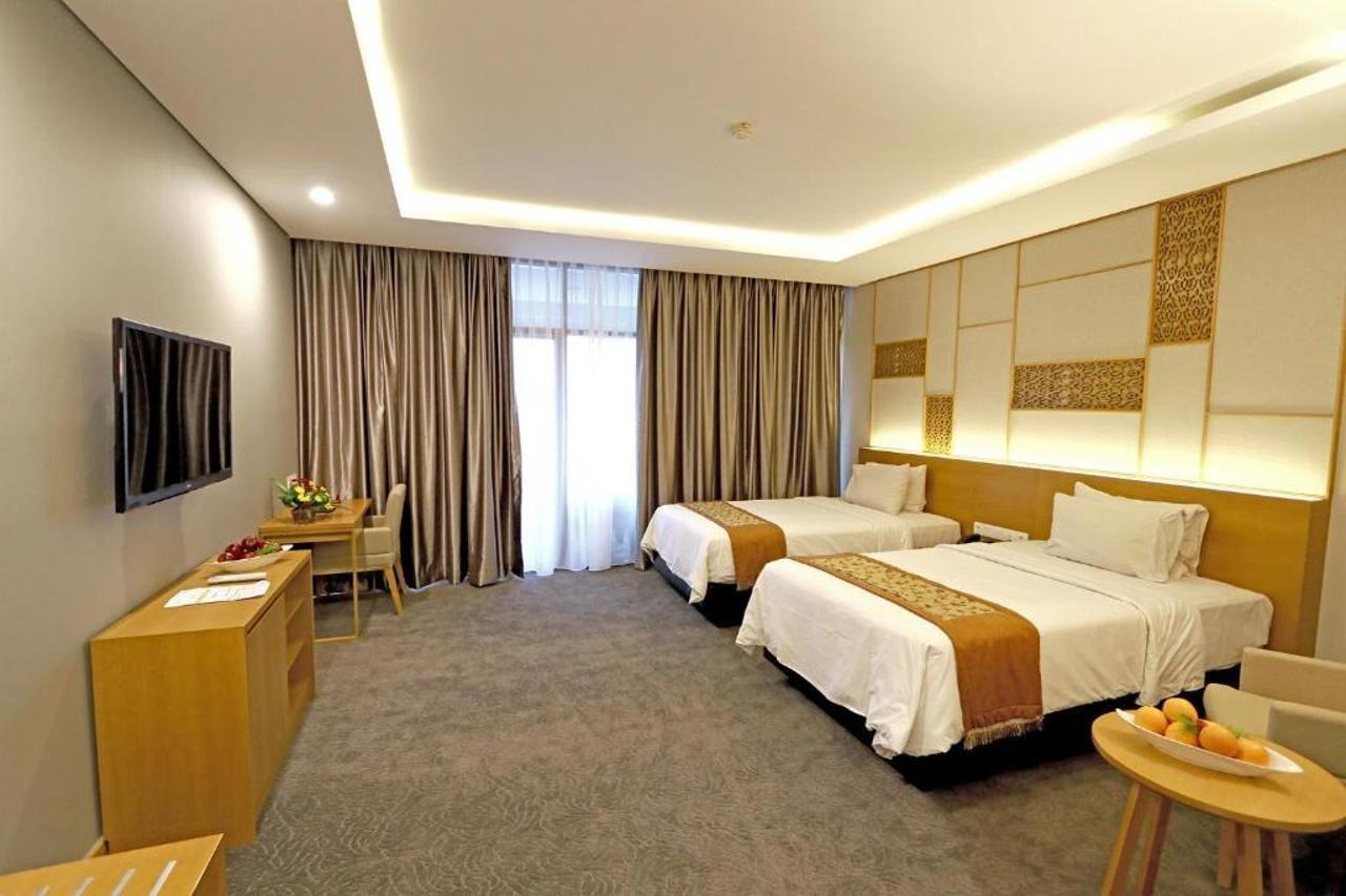 Patra Semarang Hotel & Convention Ngoại thất bức ảnh