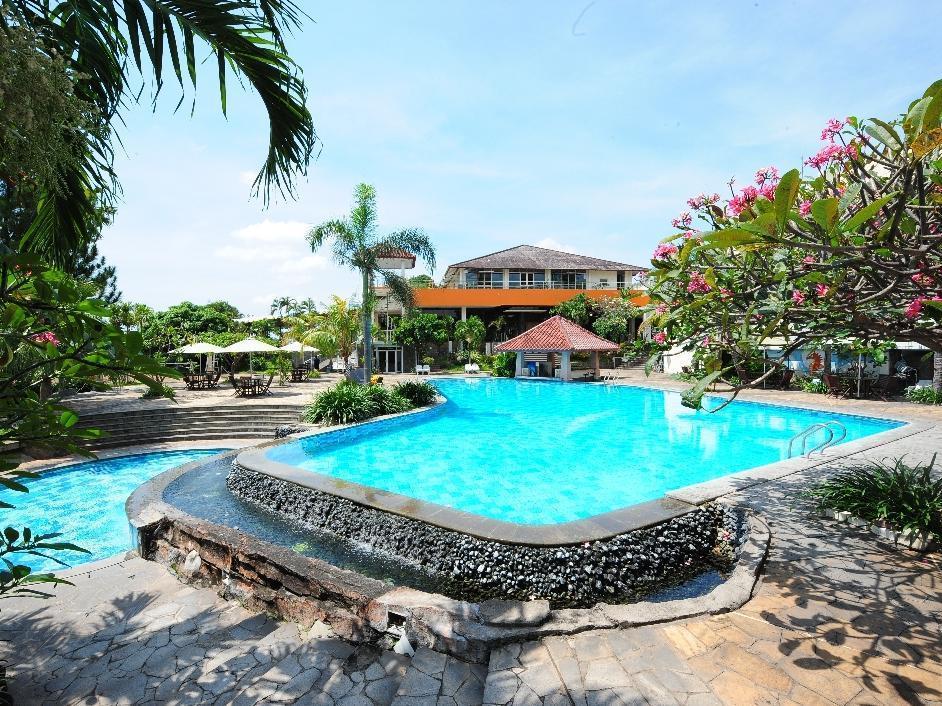 Patra Semarang Hotel & Convention Ngoại thất bức ảnh