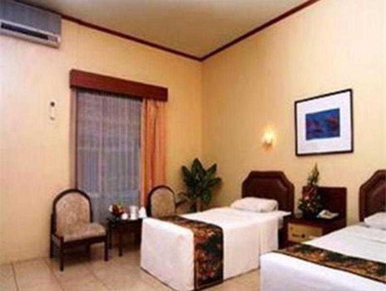 Patra Semarang Hotel & Convention Ngoại thất bức ảnh