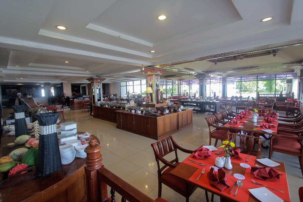 Patra Semarang Hotel & Convention Ngoại thất bức ảnh