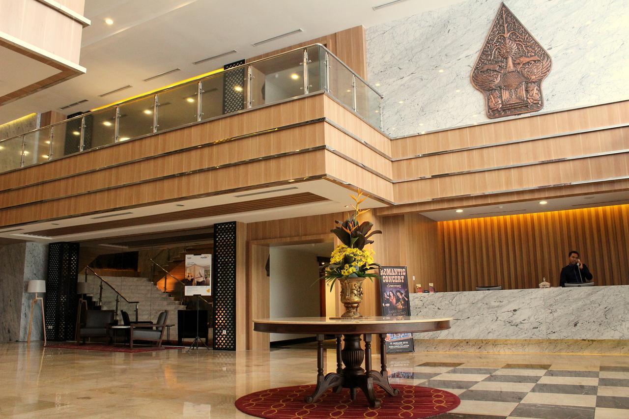 Patra Semarang Hotel & Convention Ngoại thất bức ảnh