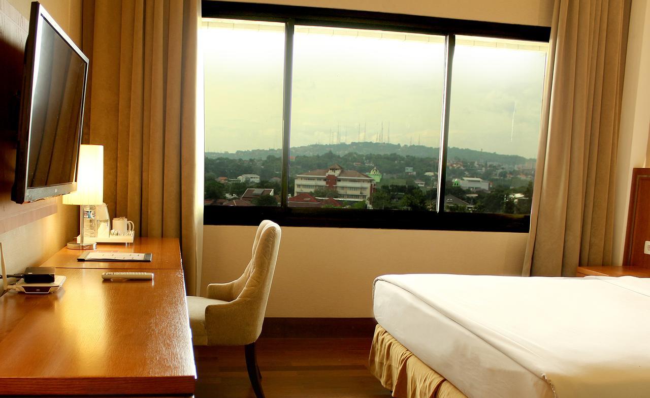 Patra Semarang Hotel & Convention Ngoại thất bức ảnh
